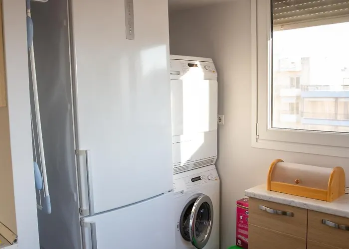 דירה Salty Breeze Beachfront Apartment-premium