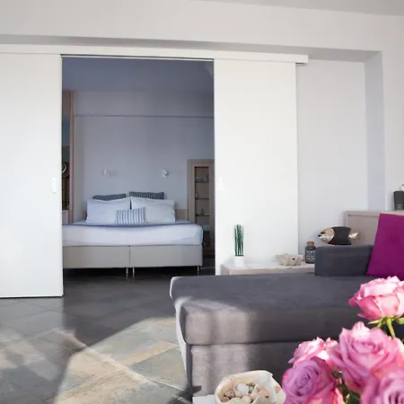 Apartment Salty Breeze Beachfront Apartment-premium Peraia (Thessaloniki)